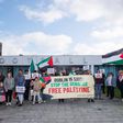 Protestos na sede da FAI (Federação irlandesa de futebol) apelam ao boicote do jogo frente a Israel, da Liga das Nações
